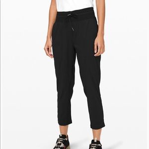 Lululemon Dance Studio Crop